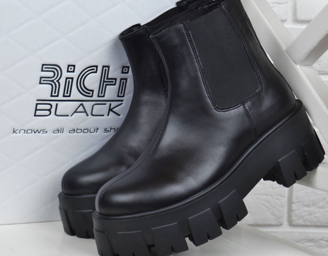 Черевики жіночі шкіряні Richi Black на платформі демісезонні