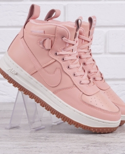 Кроссовки кожаные женские Nike Air Force 1 Watershield коралловые