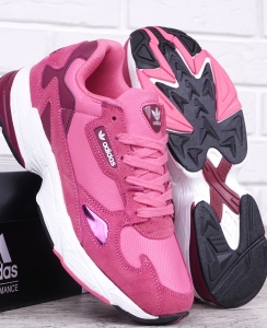 Кроссовки женские замшевые Adidas Falcon цвет Viva Magenta