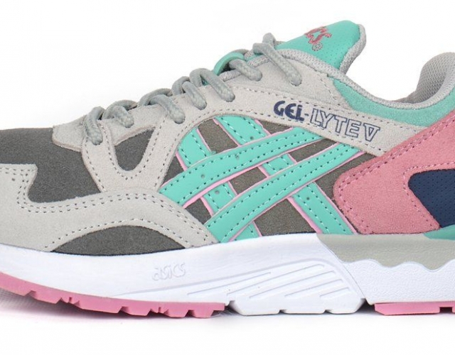 Кроссовки женские замшевые Asics Gel Lyte V серые мятные розовые