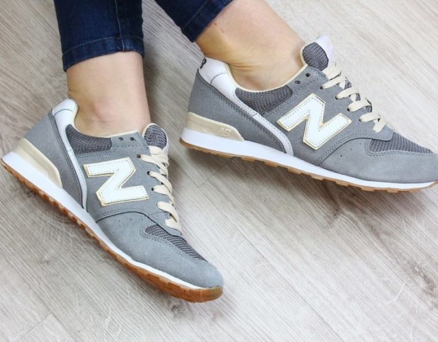 Кроссовки женские замша New Balance 996 серые с белым