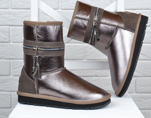 Уггі жіночі шкіряні UGG Australia Metallic Bronze зимові чоботи